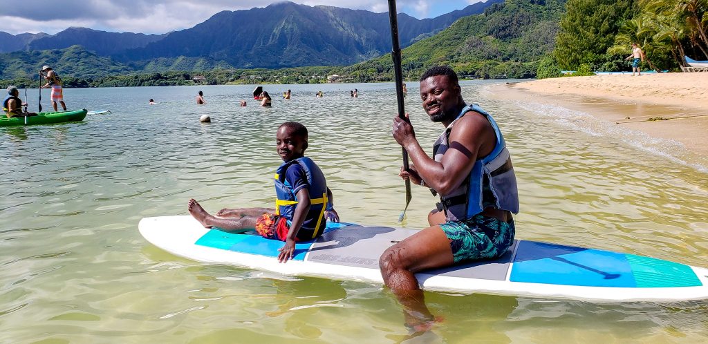 black kids do travel - honolulu with kids